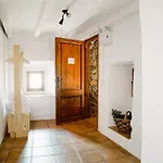 Cases Altes De Hostel